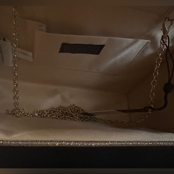 Beautiful gold/jewel embellished special event handbag, comes with long strap! - Picture 8 of 8
